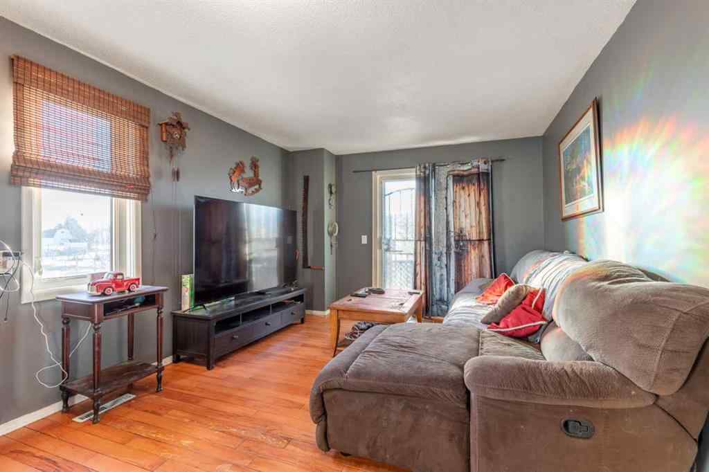 MLS® A2186421 - 126 3 Street  in NONE Stirling, Residential