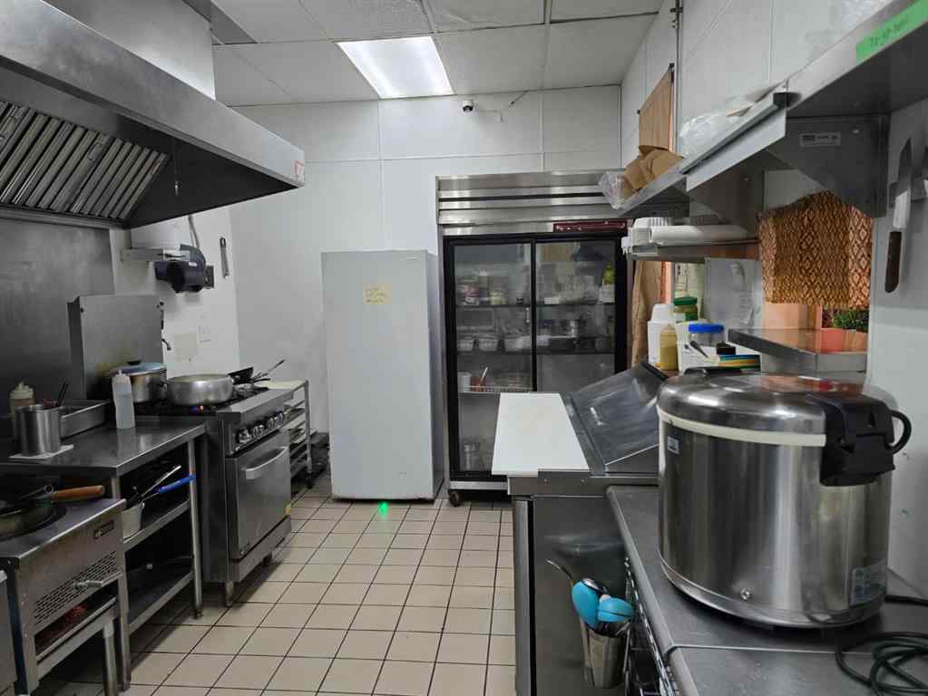 MLS® A2186784 - 1324 10 Avenue SW in Beltline Calgary, Commercial