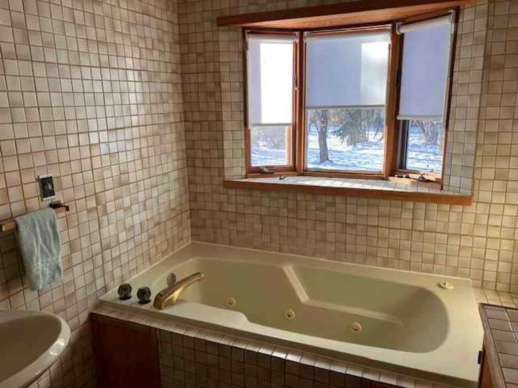 MLS® A2186915 - 162078 RR 31-3   in NONE Rural Starland County, Residential