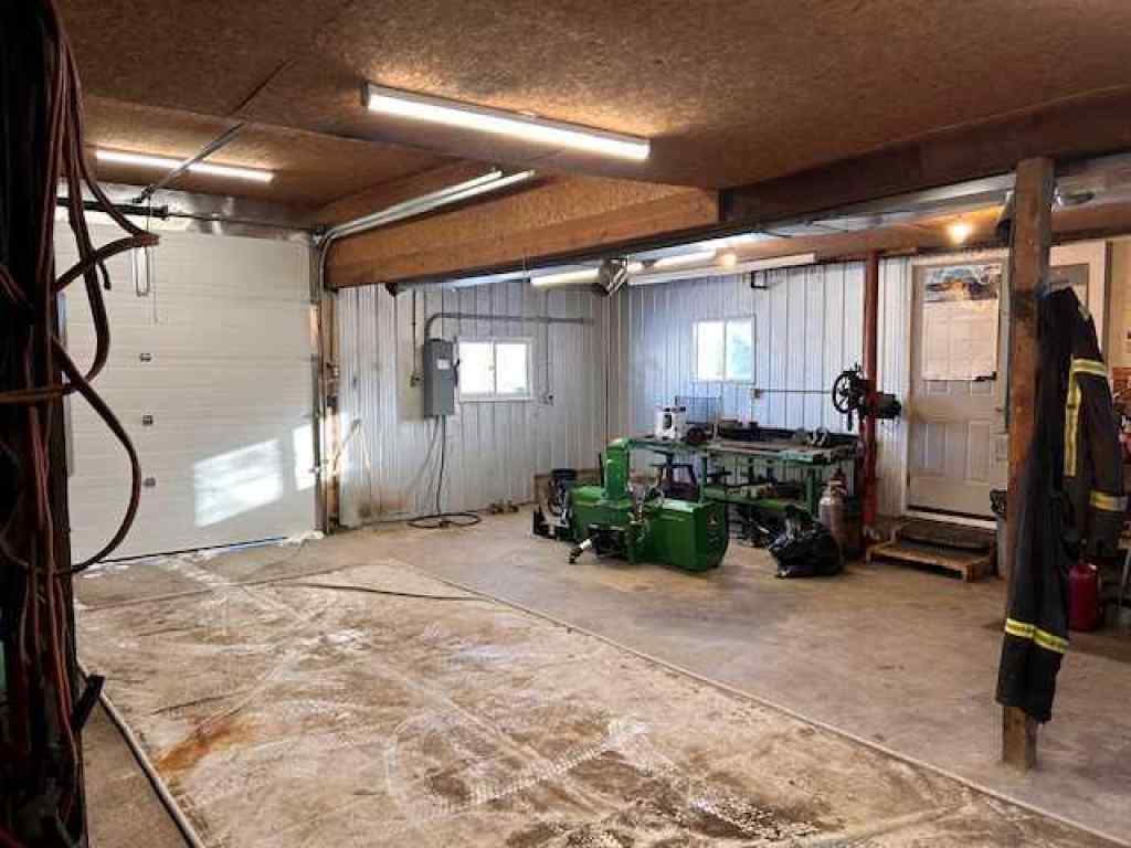 MLS® A2186915 - 162078 RR 31-3   in NONE Rural Starland County, Residential