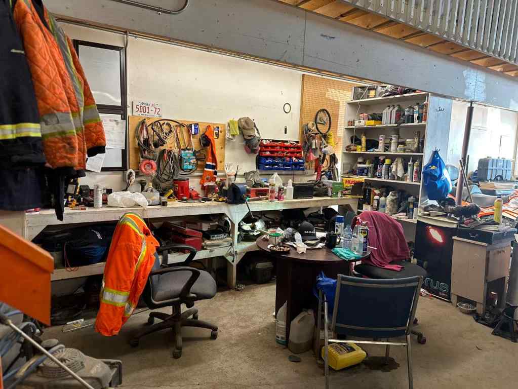 MLS® A2187218 - 9519 115 Street  in Richmond Industrial Park Grande Prairie, Commercial