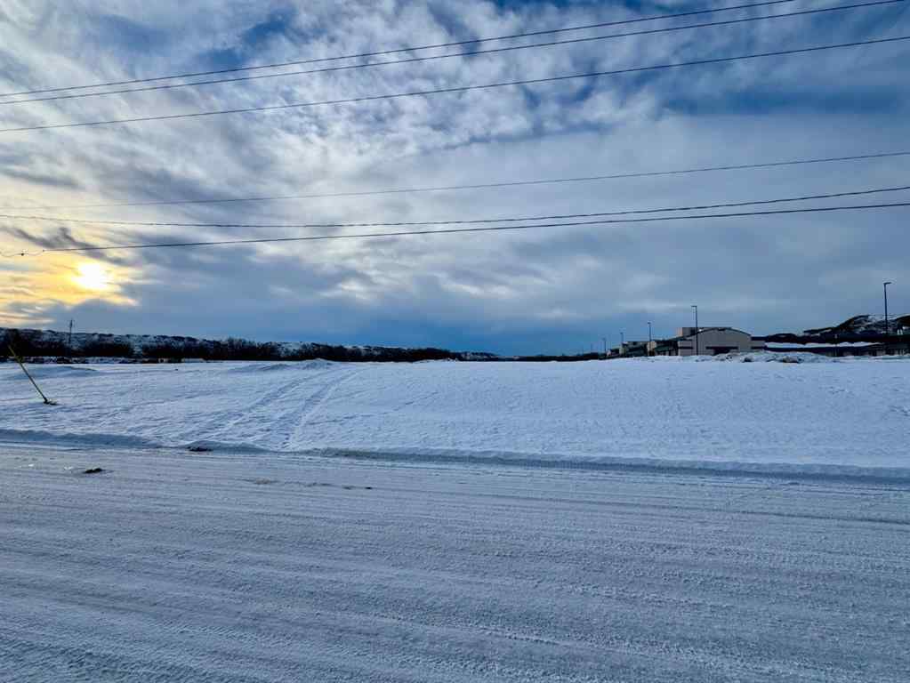 MLS&reg; # A2187248 - 170 9 Street NW in North Drumheller Drumheller, Land Open Houses