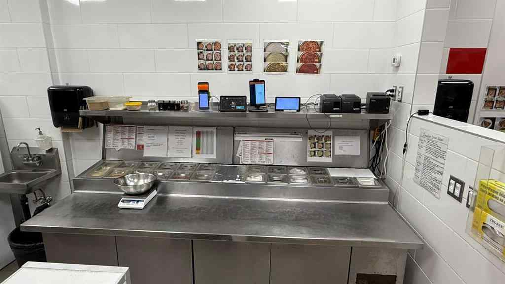 MLS® A2187249 - Unit #Villeges pizza 3915 17 Avenue SW in NONE Calgary, Commercial