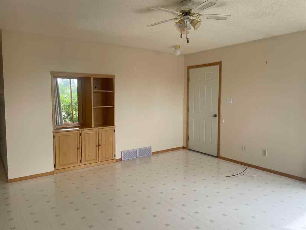 MLS® A2187271 - 301 9th Street  in NONE Bluesky, Residential