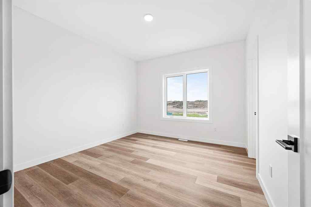 MLS® A2187275 - 1306 56 Avenue  in College Park Lloydminster, Residential