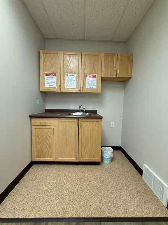 MLS® A2187382 - Unit #B 11402 100 Street  in Avondale Grande Prairie, Commercial