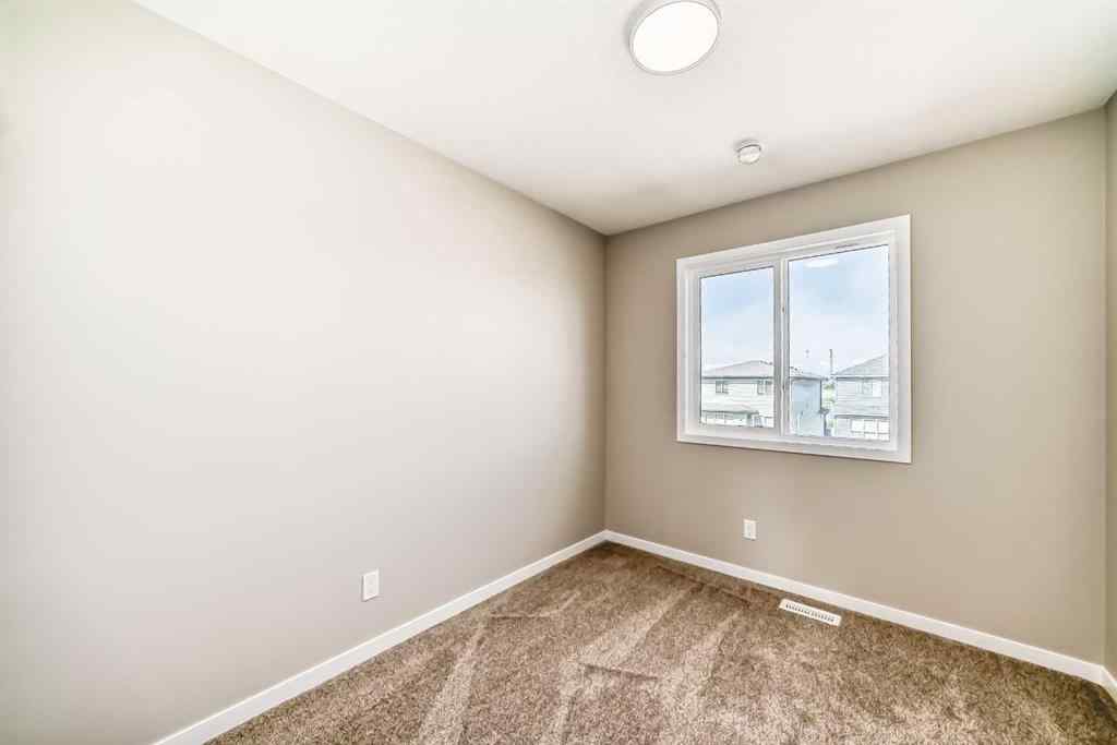 MLS® A2187492 - 393 Hotchkiss Drive SE in Hotchkiss Calgary, Residential