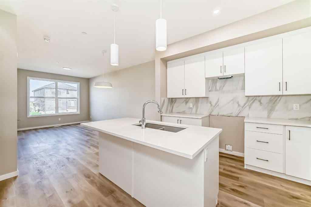 MLS® A2187492 - 393 Hotchkiss Drive SE in Hotchkiss Calgary, Residential
