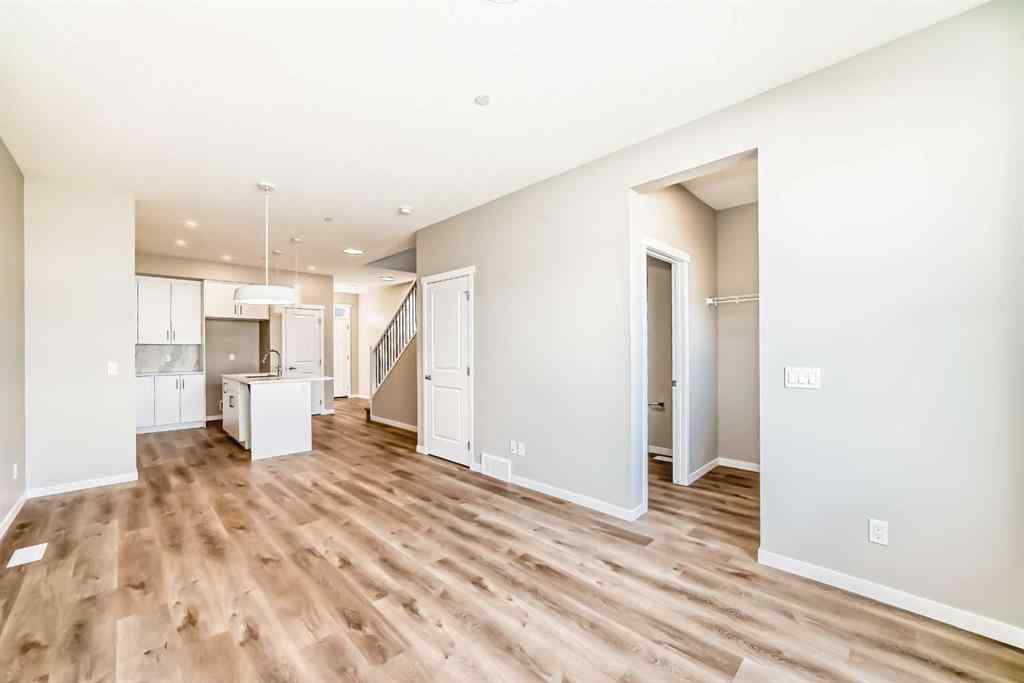 MLS® A2187492 - 393 Hotchkiss Drive SE in Hotchkiss Calgary, Residential