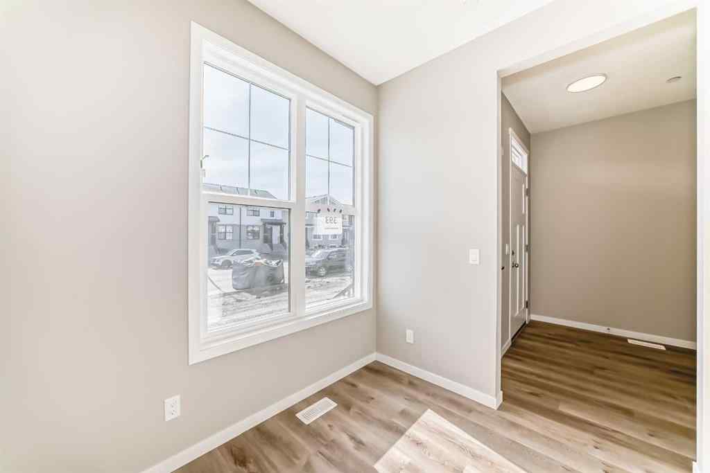 MLS® A2187492 - 393 Hotchkiss Drive SE in Hotchkiss Calgary, Residential