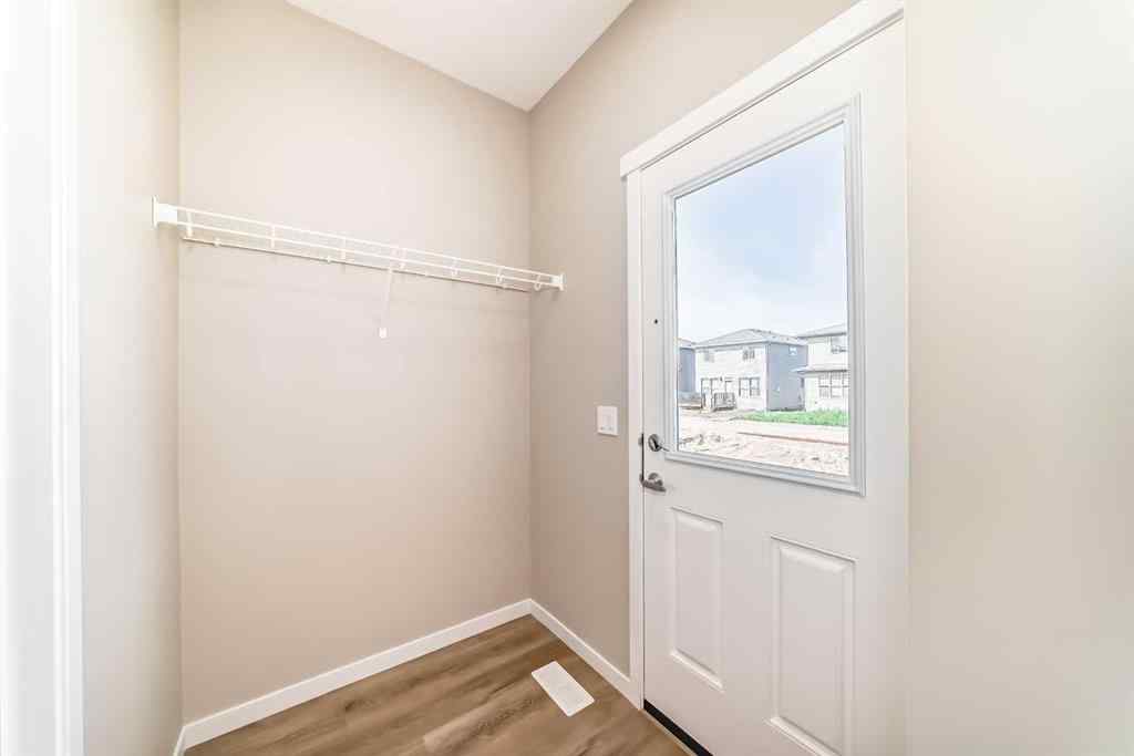 MLS® A2187492 - 393 Hotchkiss Drive SE in Hotchkiss Calgary, Residential