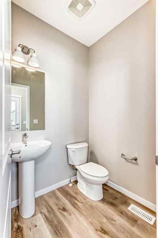 MLS® A2187492 - 393 Hotchkiss Drive SE in Hotchkiss Calgary, Residential