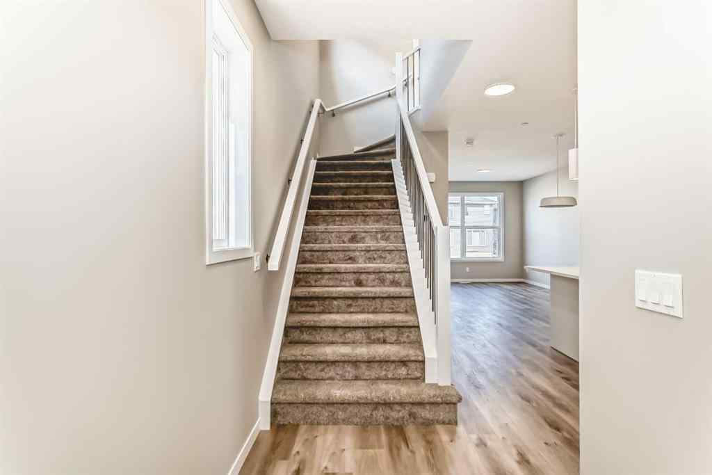 MLS® A2187492 - 393 Hotchkiss Drive SE in Hotchkiss Calgary, Residential
