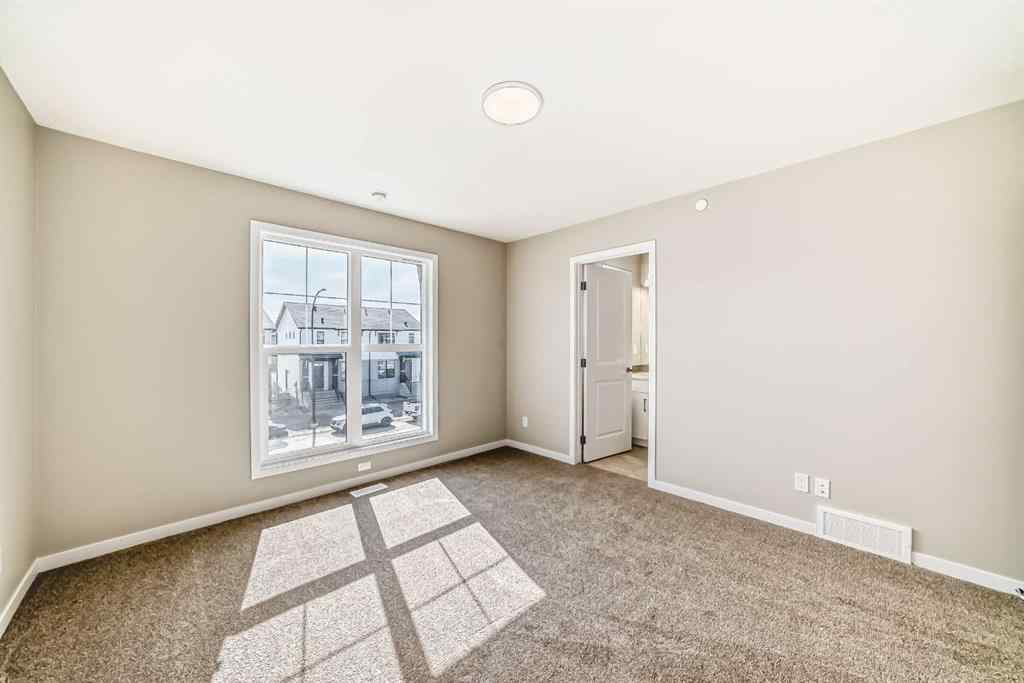 MLS® A2187492 - 393 Hotchkiss Drive SE in Hotchkiss Calgary, Residential