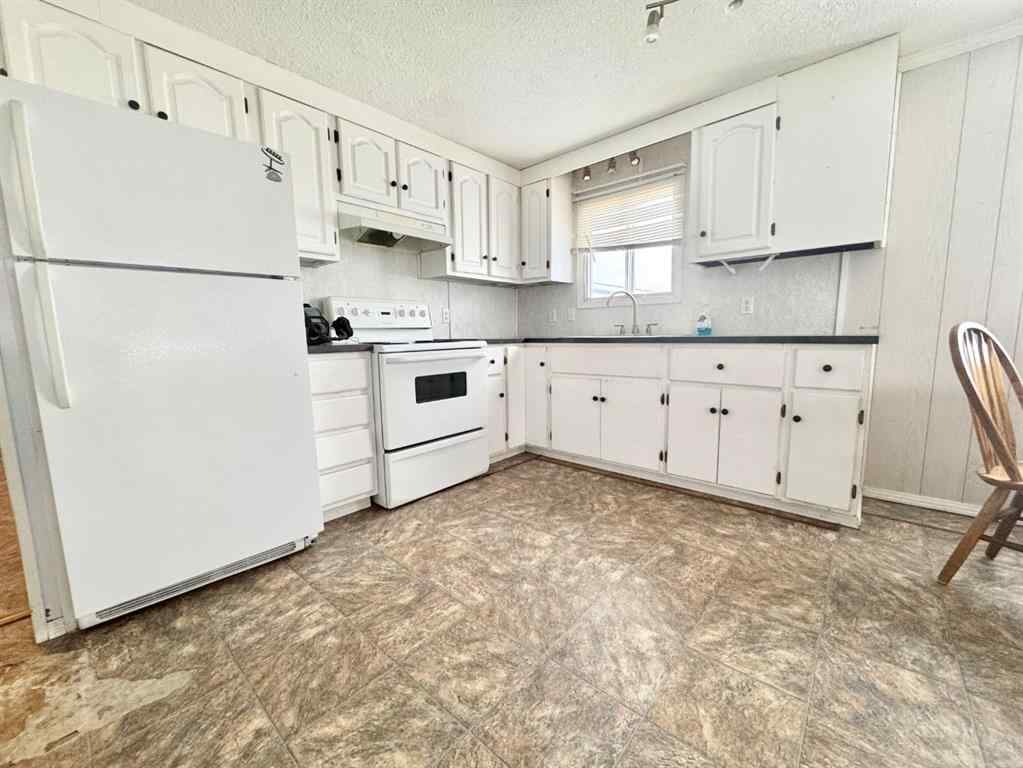 MLS® A2187692 - 120 Park Lane   in NONE Swan Hills, Residential