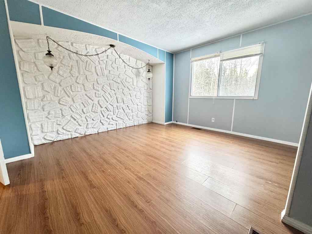 MLS® A2187692 - 120 Park Lane   in NONE Swan Hills, Residential