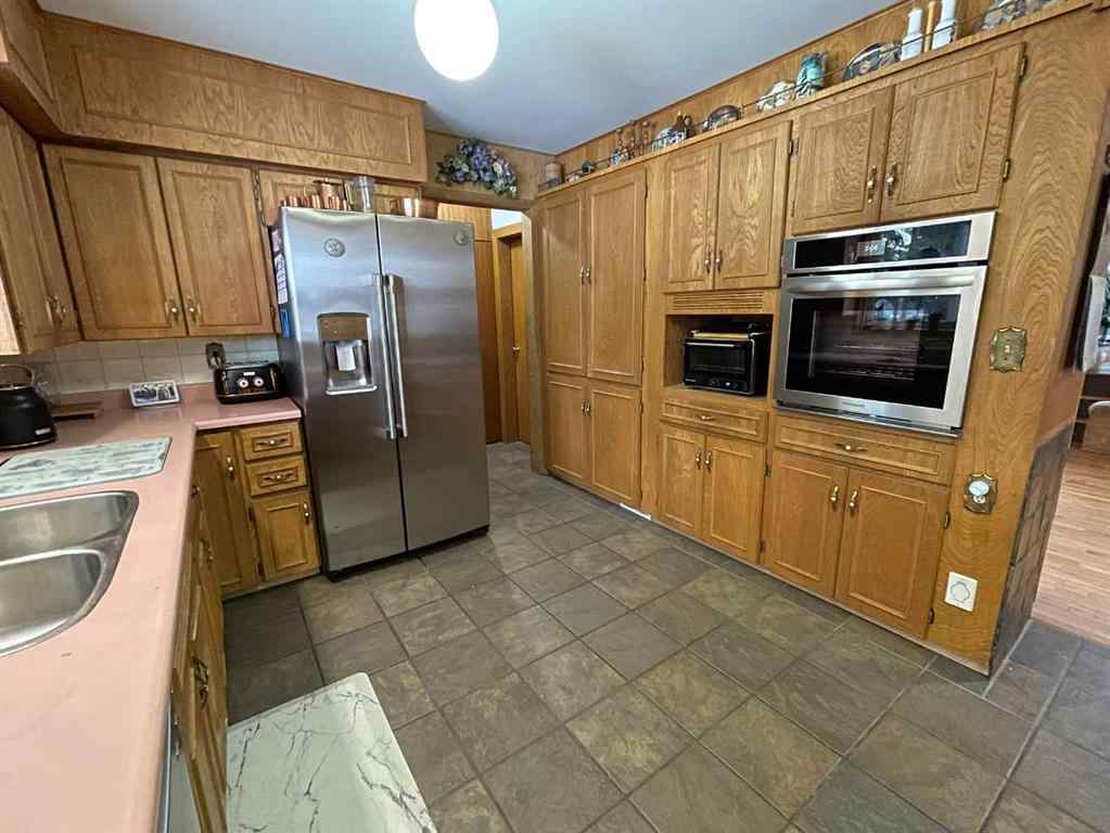 MLS® A2187720 - 203 Maurer Drive  in Hardisty Hinton, Residential