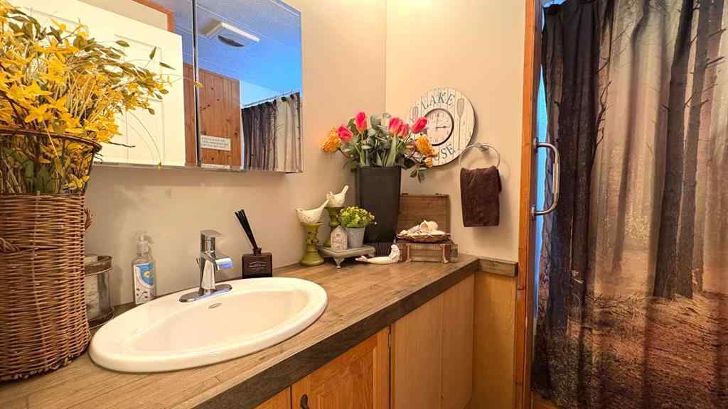 MLS® A2188010 - 44 Clear Lake   in NONE Rural Wainwright No. 61, M.D. of, Residential