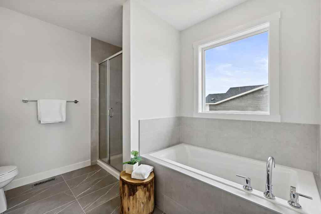 MLS® A2188058 - 1378 Bayview Crescent SW in Bayview Airdrie, Residential