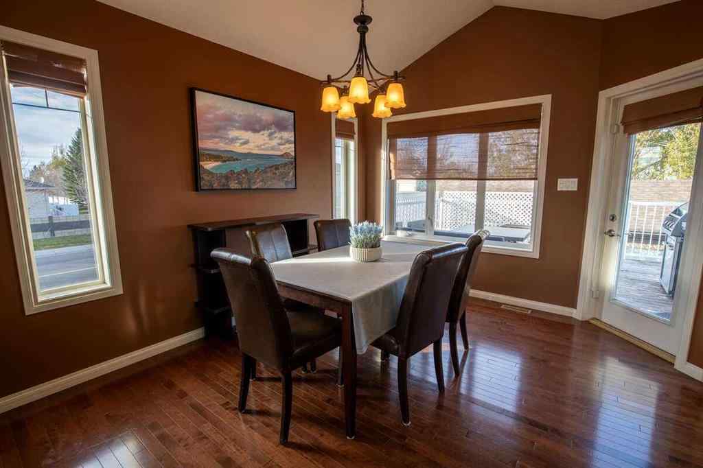 MLS® A2188059 - 139 Fairmont Road S in Fairmont Lethbridge, Residential