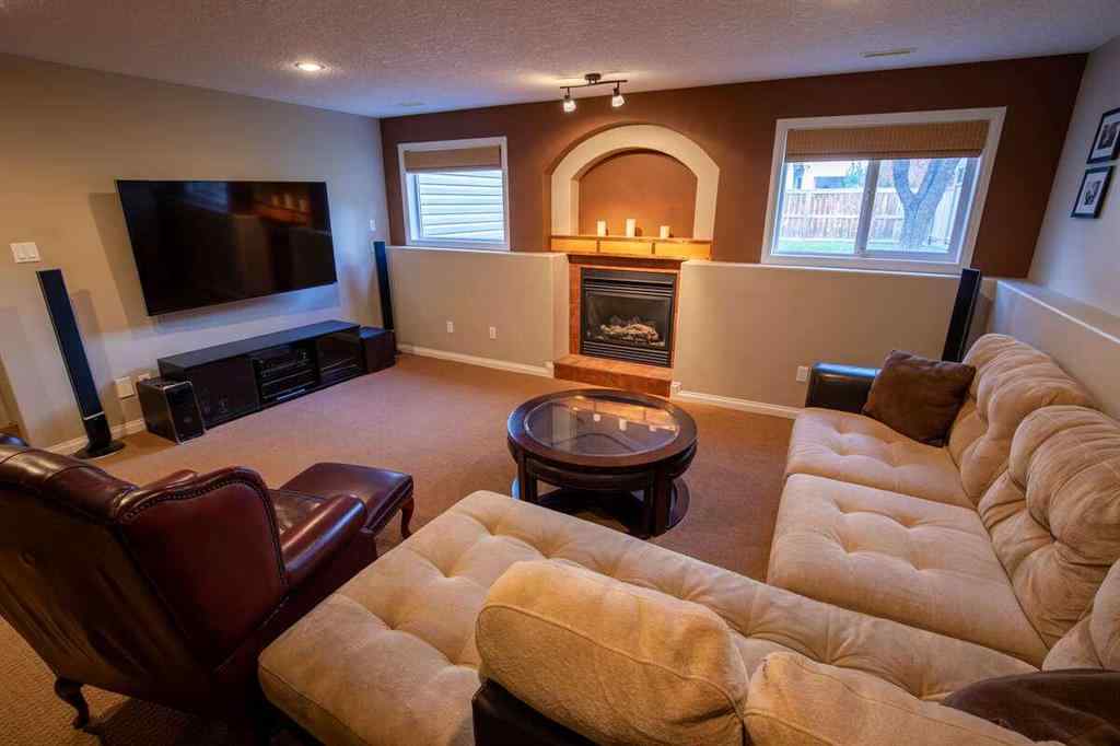 MLS® A2188059 - 139 Fairmont Road S in Fairmont Lethbridge, Residential