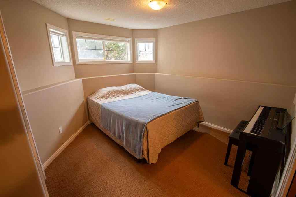 MLS® A2188059 - 139 Fairmont Road S in Fairmont Lethbridge, Residential