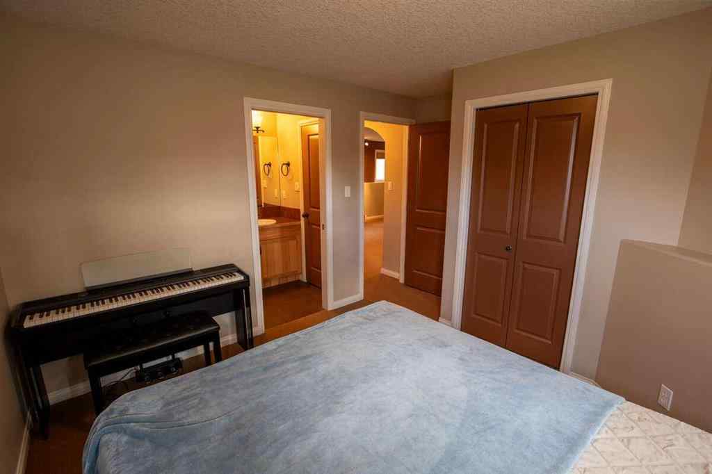 MLS® A2188059 - 139 Fairmont Road S in Fairmont Lethbridge, Residential