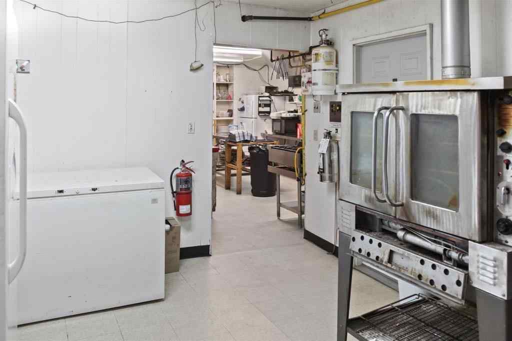 MLS® A2188089 - 4919 50 Avenue  in Czar Czar, Commercial