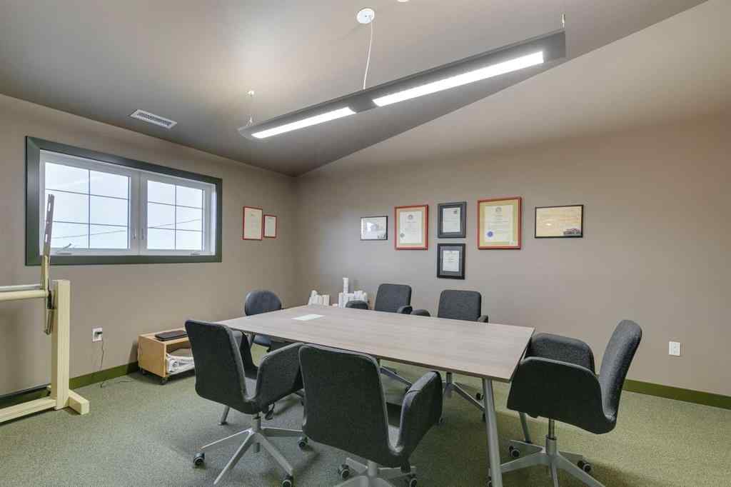 MLS® A2188148 - 905 Mckinnon Drive NE in Mayland Heights Calgary, Commercial