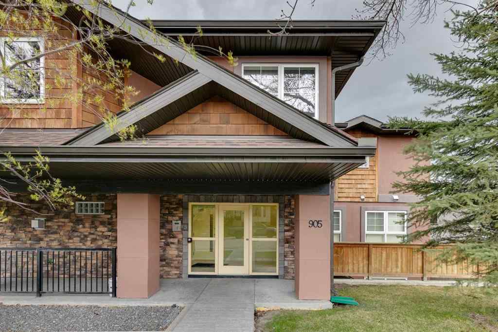 MLS® A2188148 - 905 Mckinnon Drive NE in Mayland Heights Calgary, Commercial