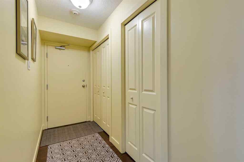 MLS® A2188148 - 905 Mckinnon Drive NE in Mayland Heights Calgary, Commercial