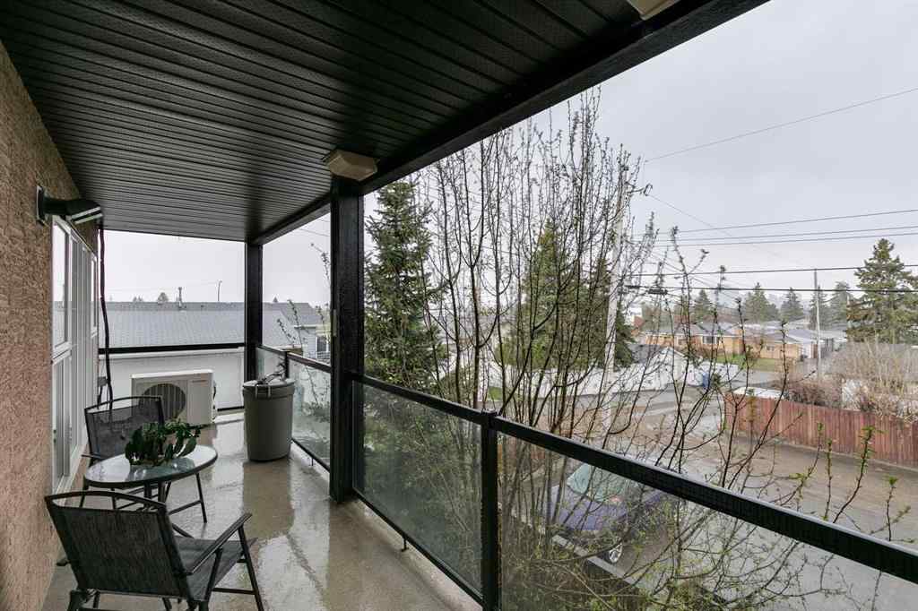 MLS® A2188148 - 905 Mckinnon Drive NE in Mayland Heights Calgary, Commercial