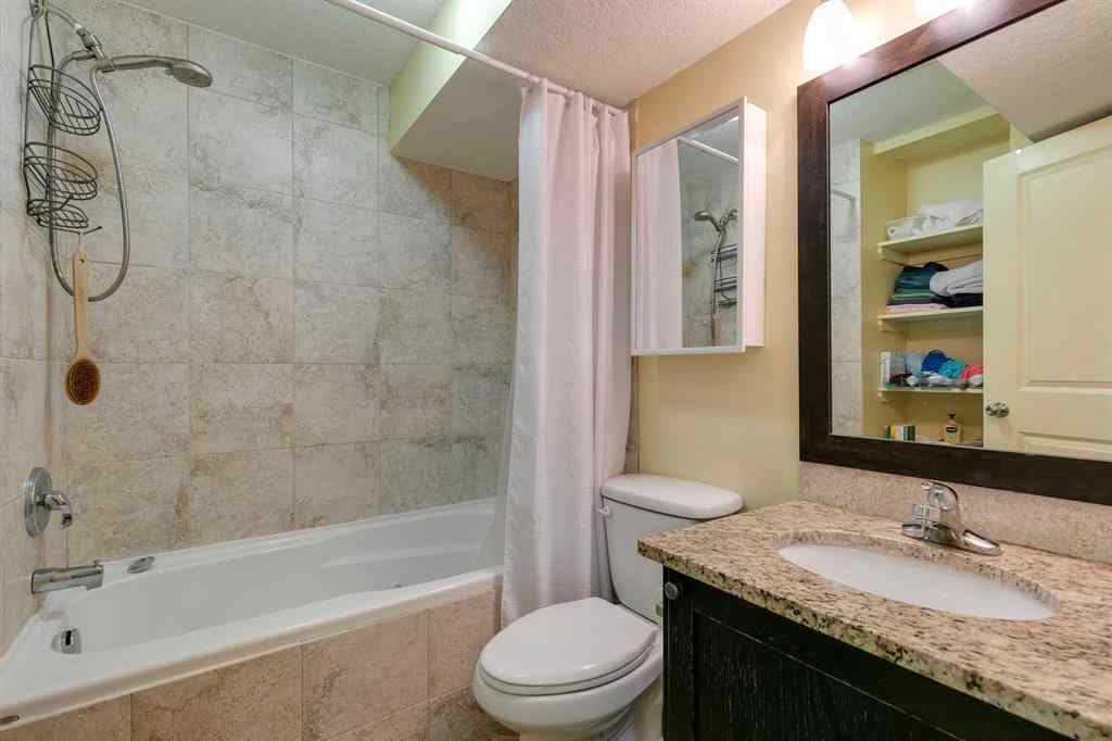 MLS® A2188148 - 905 Mckinnon Drive NE in Mayland Heights Calgary, Commercial