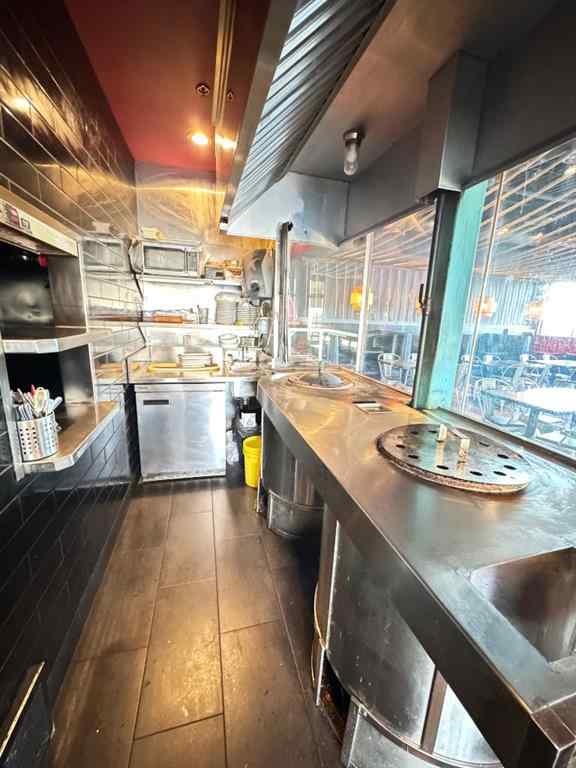 MLS® A2188213 -     in  Calgary, Commercial