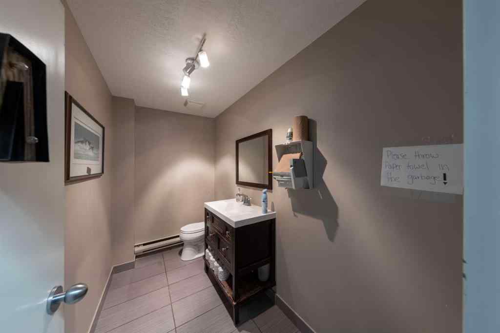 MLS® A2188226 - 4809 50 Avenue  in Central Business District Lloydminster, Commercial