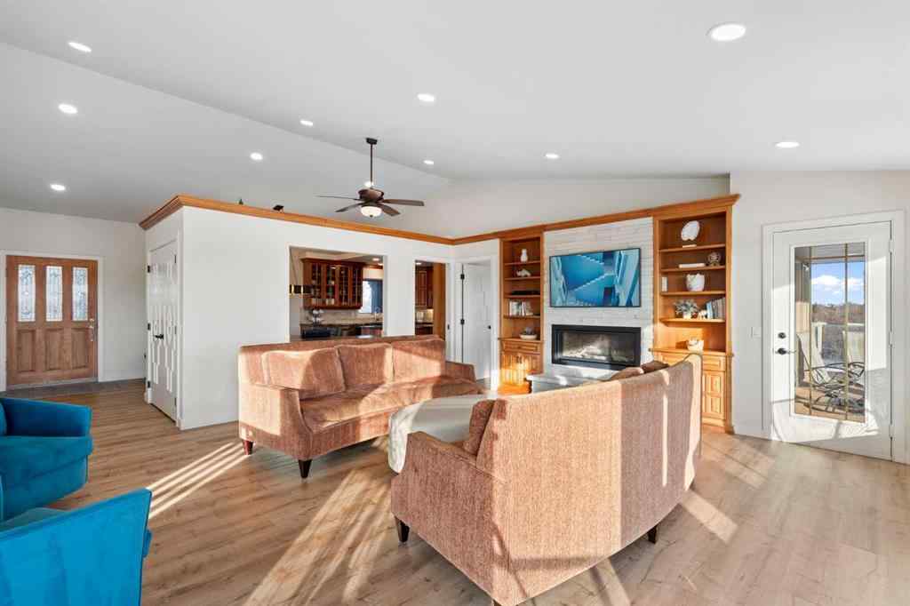 MLS® A2188403 - 275114 Lochend Road  in NONE Rural Rocky View County, Residential