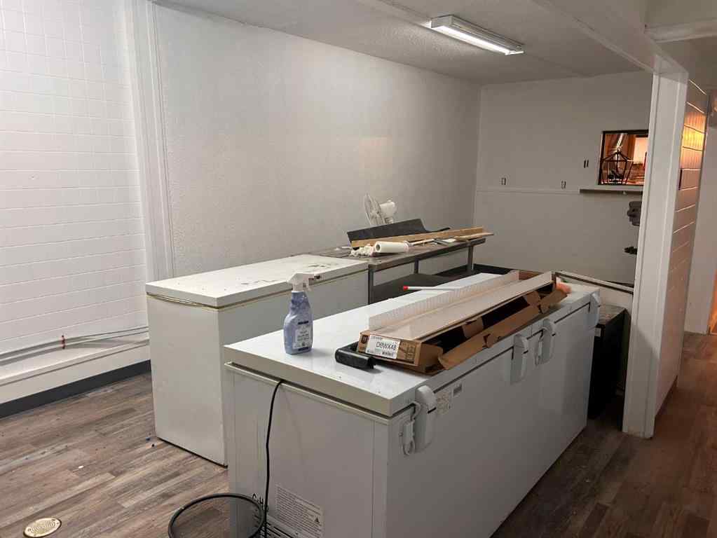 MLS® A2188671 - 5008 50 Street  in Mannville Mannville, Commercial