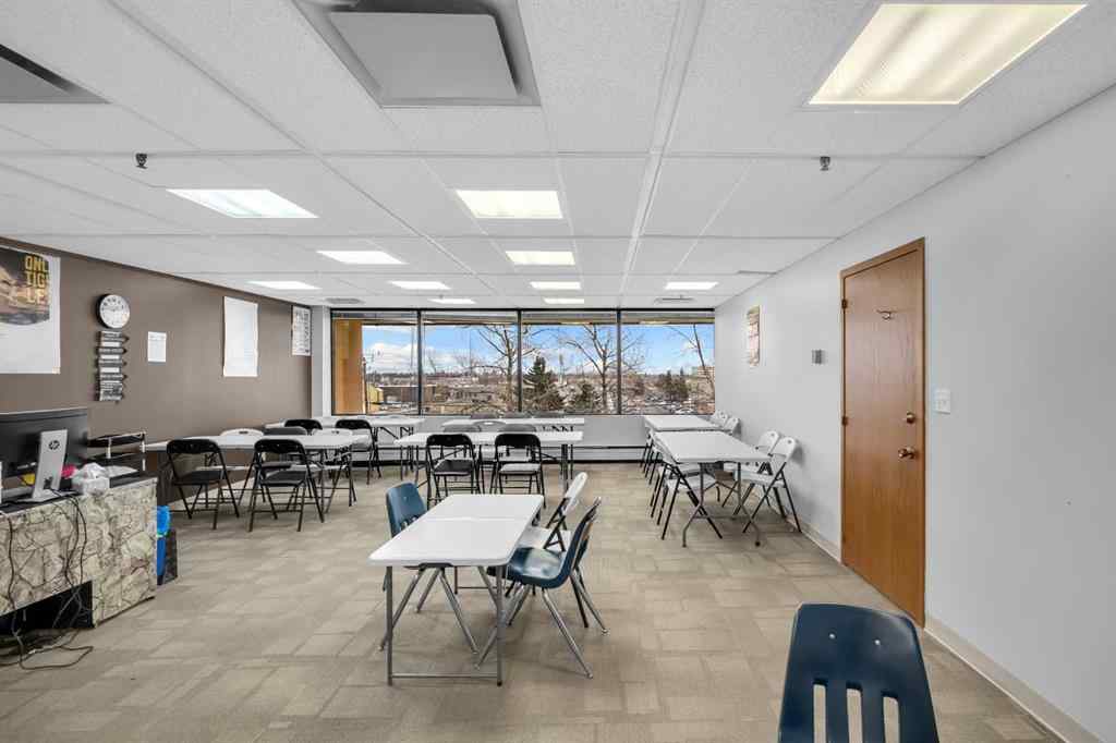 MLS® A2188699 - Unit #200 3016 5 Avenue NE in Franklin Calgary, Commercial