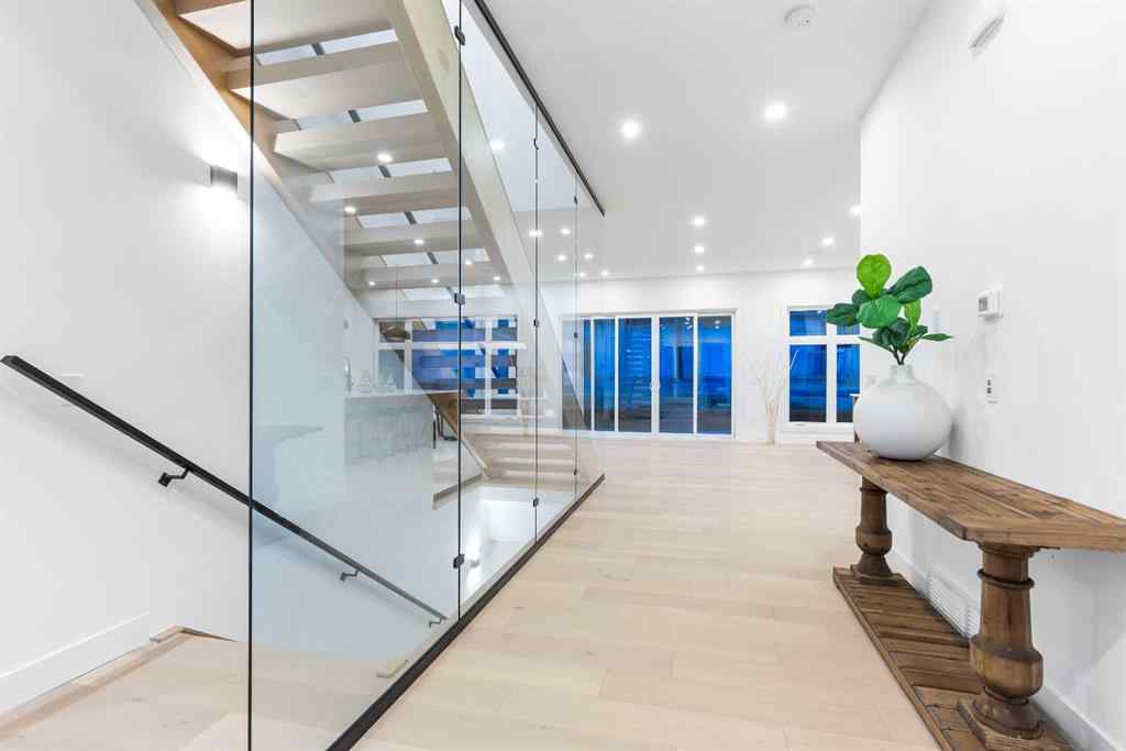 MLS® A2188752 - 4840 22 Avenue NW in Montgomery Calgary, Residential
