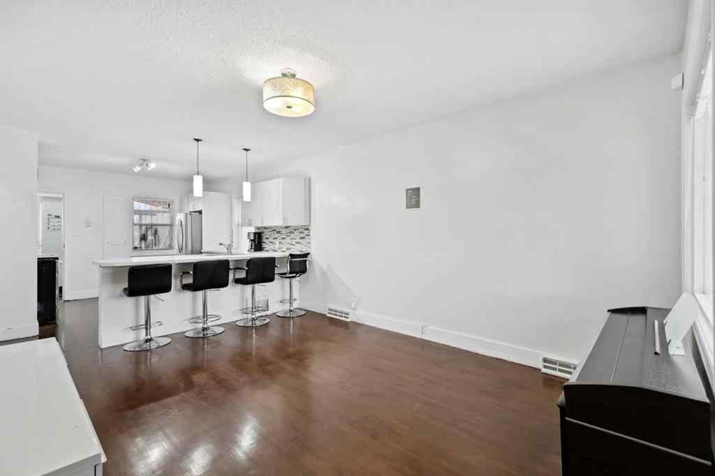 MLS® A2188761 - 230 8A Street NE in Bridgeland/Riverside Calgary, Residential