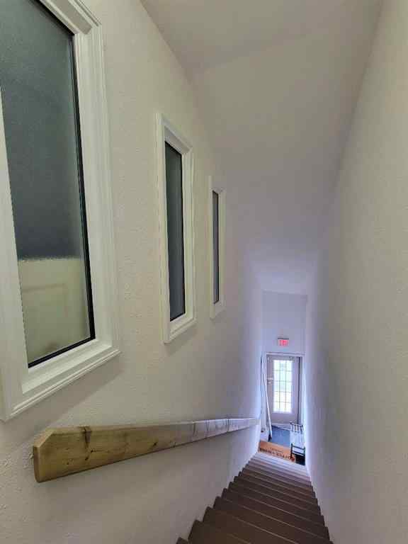 MLS® A2188966 - Unit ##101, 103, 201, 203 109 Main Street NE in NONE Slave Lake, Commercial