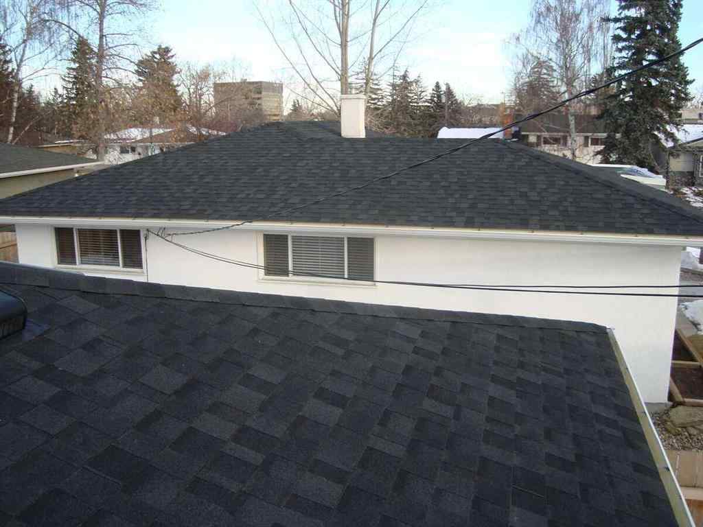MLS® A2188977 - 7215 5 Street SW in Kingsland Calgary, Residential