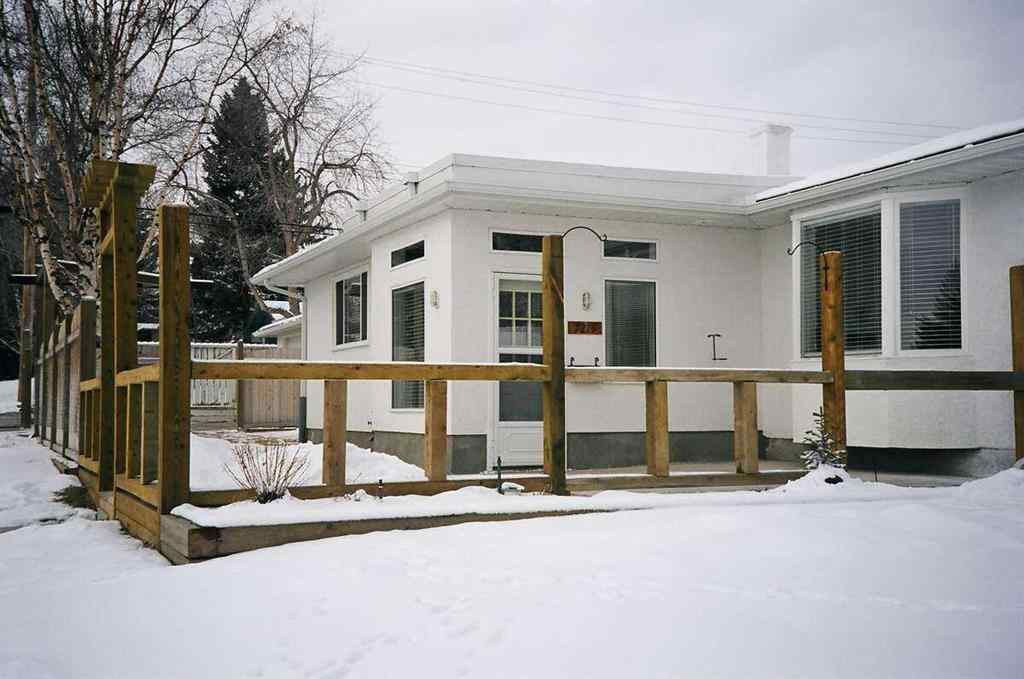 MLS® A2188977 - 7215 5 Street SW in Kingsland Calgary, Residential