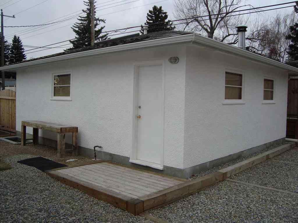 MLS® A2188977 - 7215 5 Street SW in Kingsland Calgary, Residential