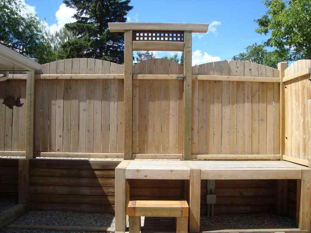 MLS® A2188977 - 7215 5 Street SW in Kingsland Calgary, Residential