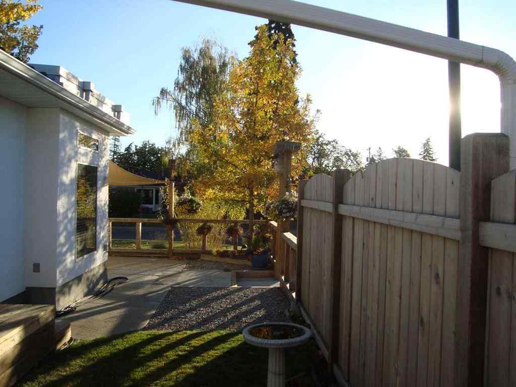 MLS® A2188977 - 7215 5 Street SW in Kingsland Calgary, Residential