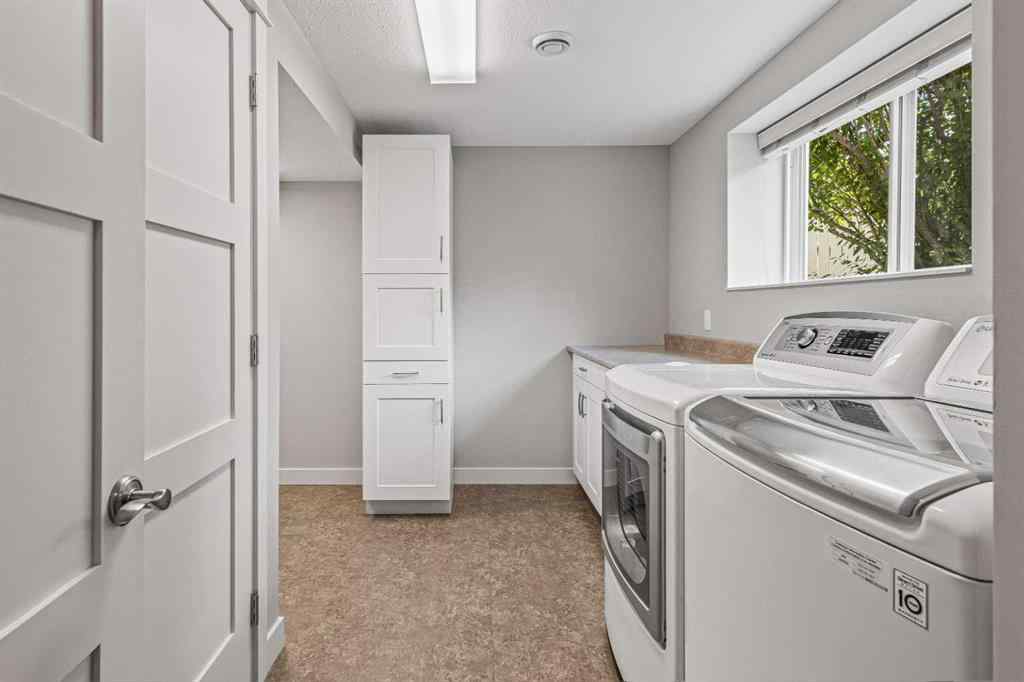 MLS® A2189041 - 949 13th Street  in Lions Park Canmore, Residential