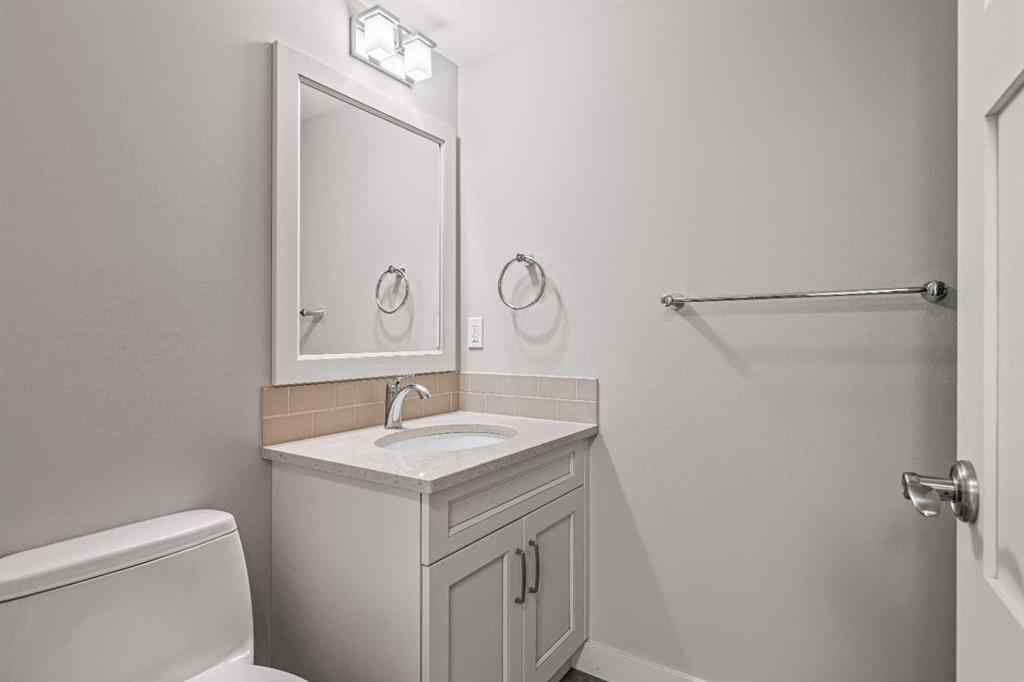 MLS® A2189041 - 949 13th Street  in Lions Park Canmore, Residential