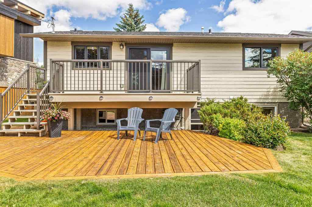 MLS® A2189041 - 949 13th Street  in Lions Park Canmore, Residential