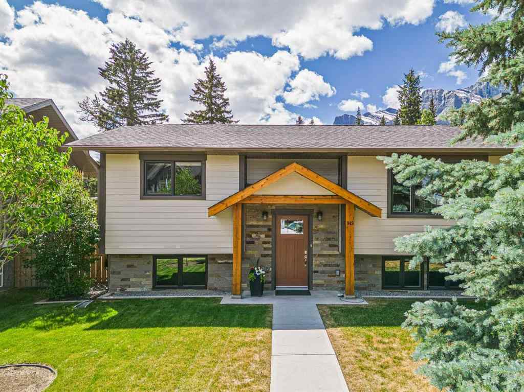MLS® A2189041 - 949 13th Street  in Lions Park Canmore, Residential